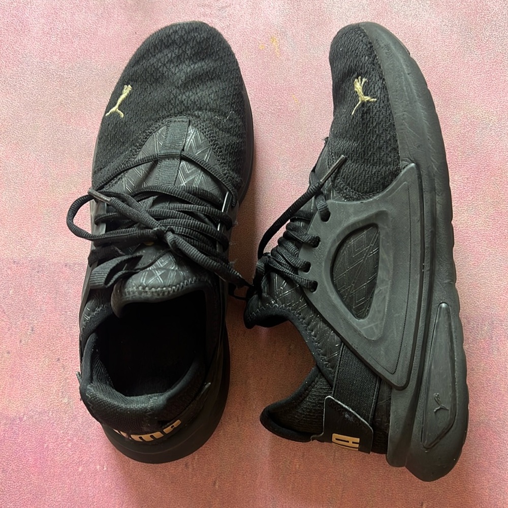 Used Puma Sneakers